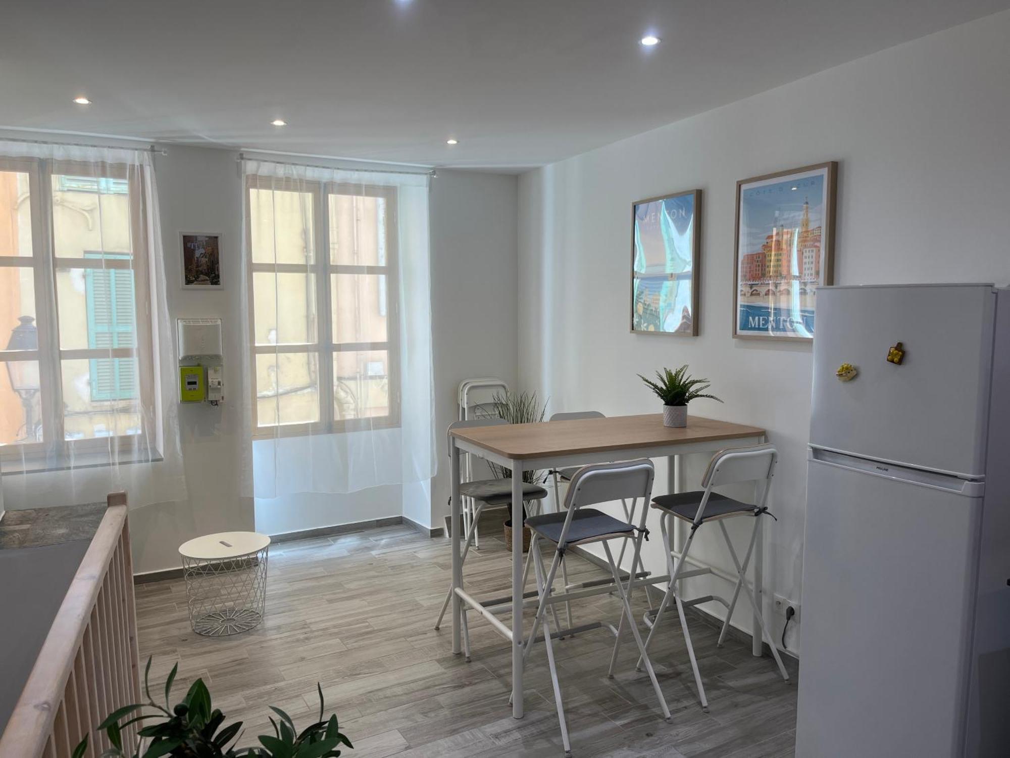 Appartement Historical Rue Longue à Menton Extérieur photo